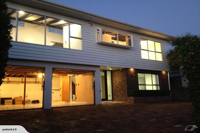 Photo of property in 37 Mulberry Street, Maungaraki, Lower Hutt, 5010