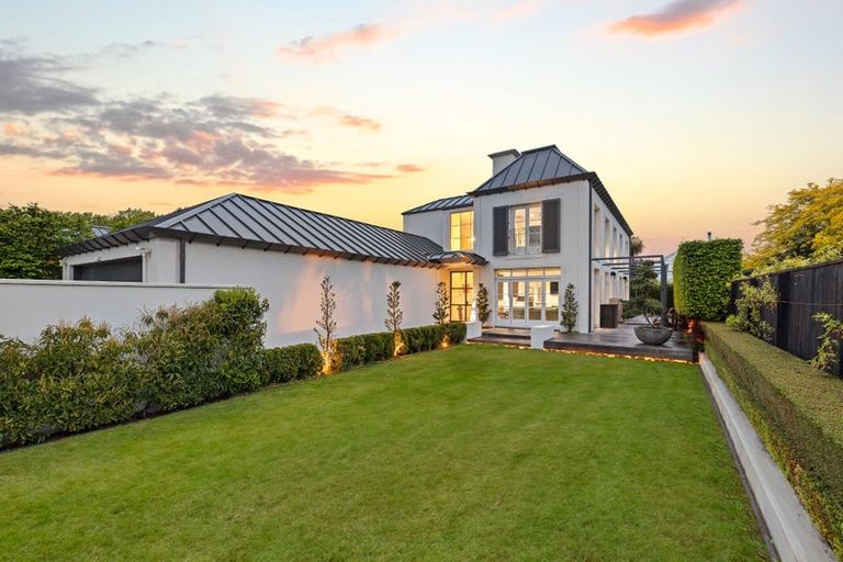 Photo of property in 9 Allister Avenue, Merivale, Christchurch, 8014