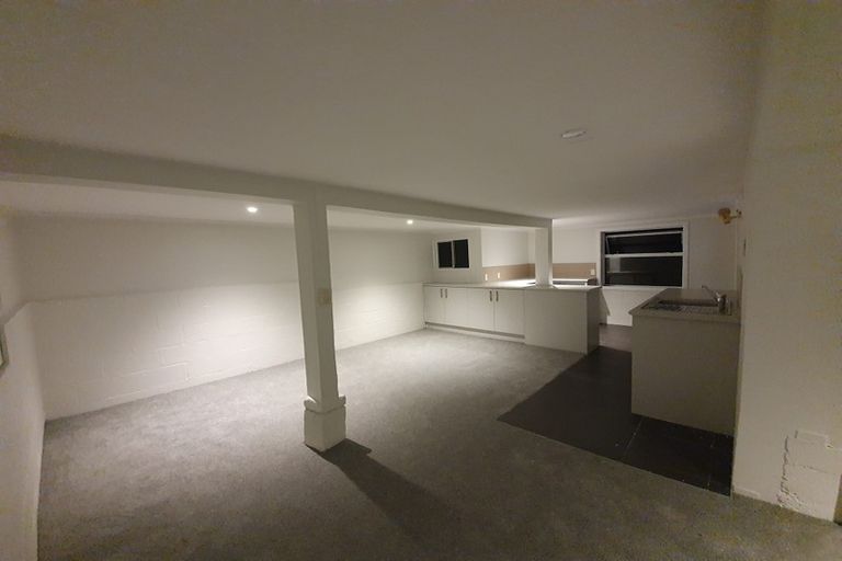 Photo of property in 1/31 Rangatira Road, Birkdale, Auckland, 0626