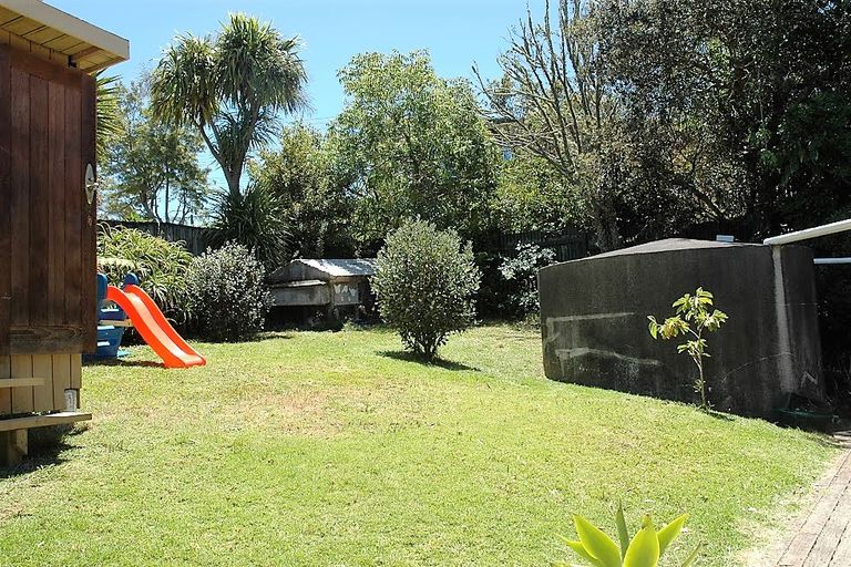 Photo of property in 5 Springtime Crescent, Stanmore Bay, Whangaparaoa, 0932