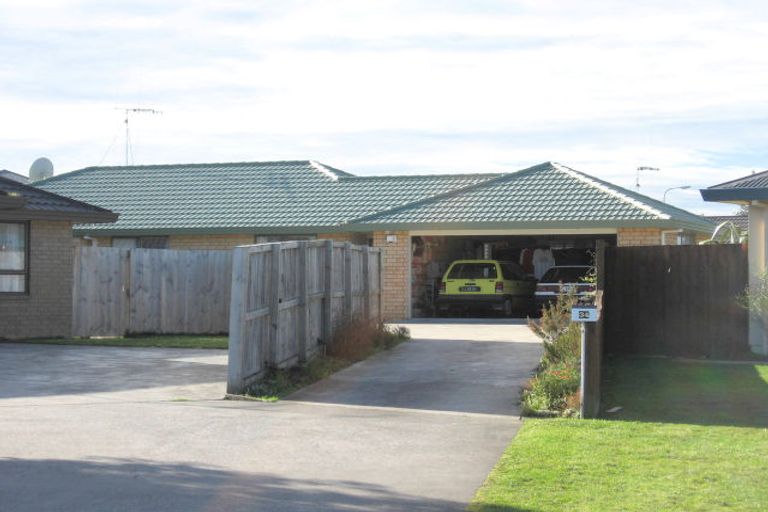 Photo of property in 34 Aldershot Place, Nawton, Hamilton, 3200