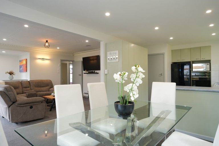 Photo of property in 23 Centennial Avenue, Helensburgh, Dunedin, 9010