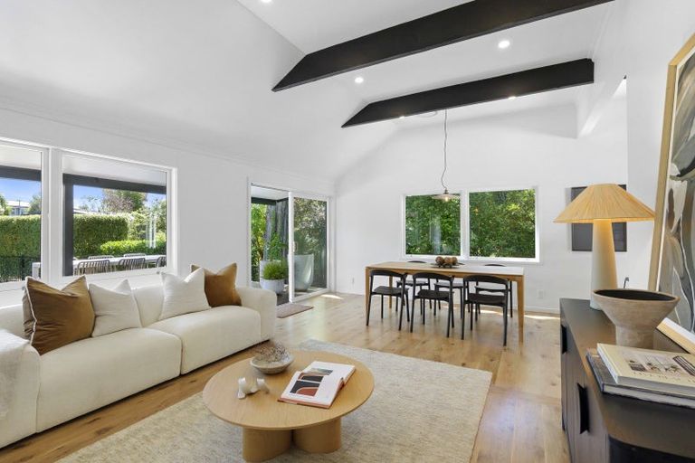 Photo of property in 22 Tuirau Place, Ilam, Christchurch, 8041