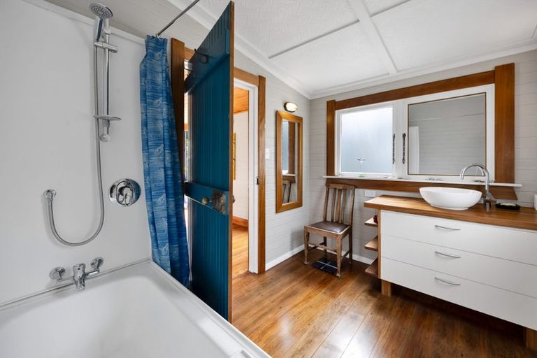 Photo of property in 63 King Street, Opunake, 4616