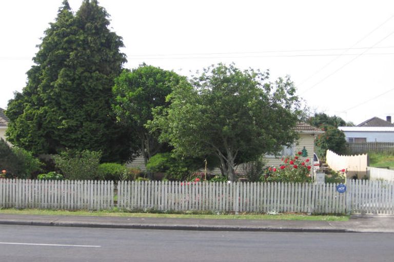 Photo of property in 10 Jolson Road, Mount Wellington, Auckland, 1062