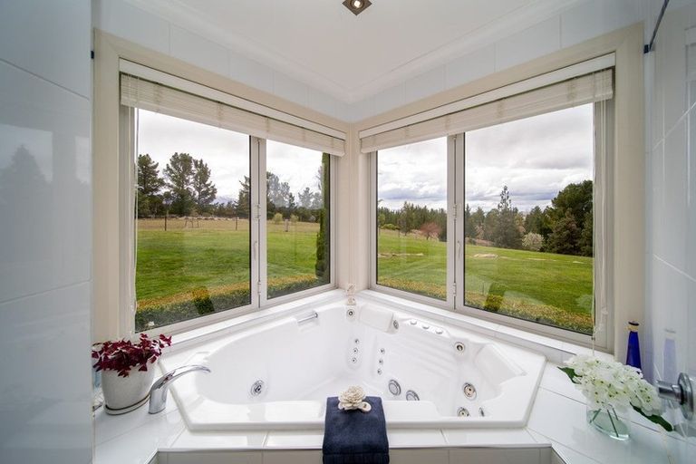 Photo of property in 60 Gilligans Gully Road, Alexandra, 9320