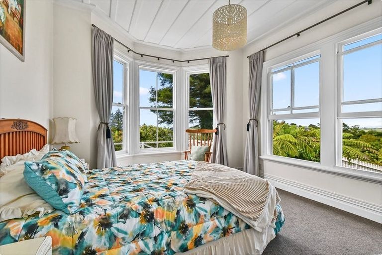 Photo of property in 196 Wade River Road, Wade Heads, Whangaparaoa, 0932