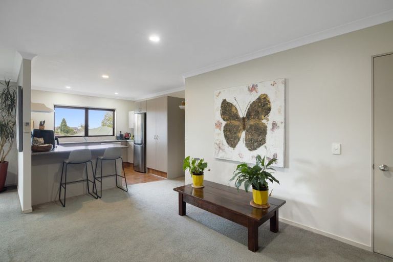 Photo of property in 2 Dowman Place, Te Puke, 3119