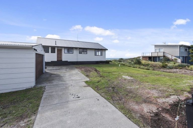 Photo of property in 7 Pukehina Parade, Pukehina, Te Puke, 3189