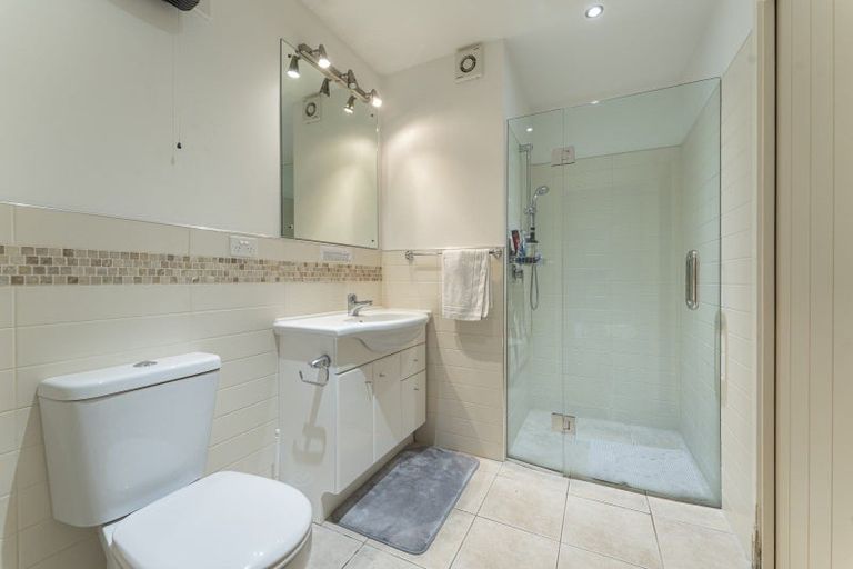 Photo of property in 8c Alluvial Place, Cromwell, 9310