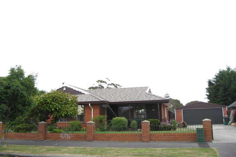 Photo of property in 35 Briarmont Street, Avondale, Christchurch, 8061