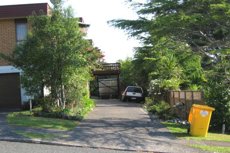 Photo of property in 1/103 John Downs Drive, Browns Bay, Auckland, 0630