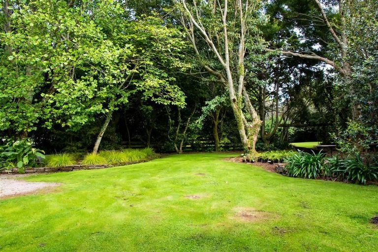 Photo of property in 279 Manutahi Road, Lepperton, New Plymouth, 4372