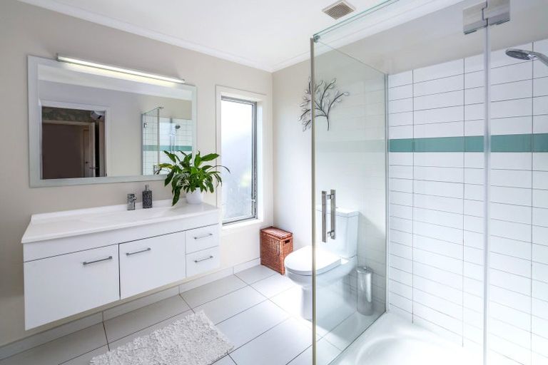 Photo of property in 11 Garrity Lane, Greytown, 5712