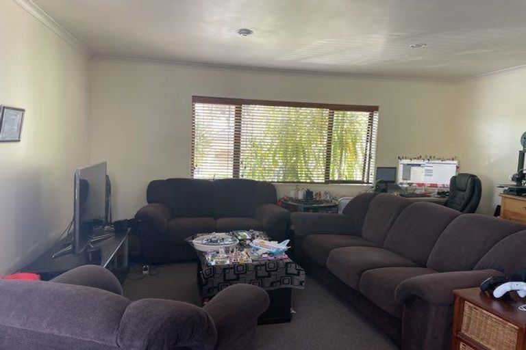 Photo of property in 54 Ian Sage Avenue, Long Bay, Auckland, 0630