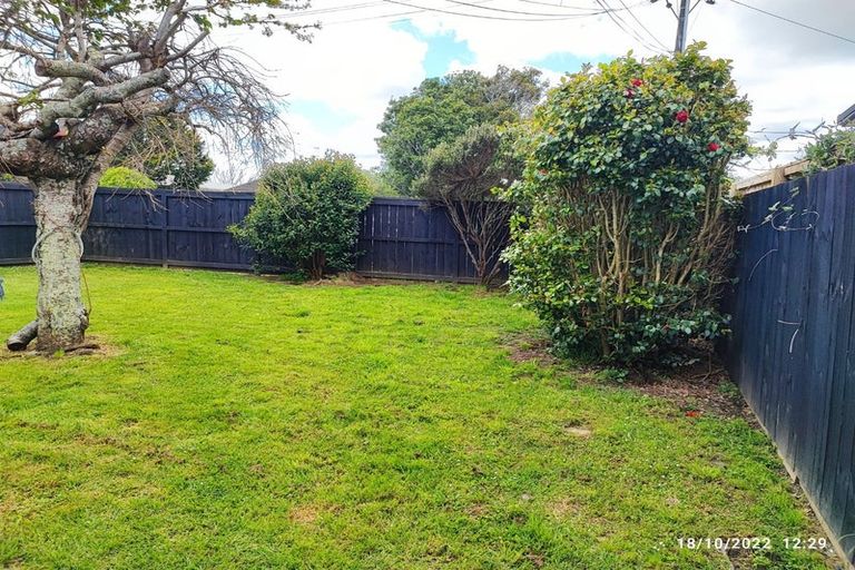 Photo of property in 1/11 Beaumonts Way, Manurewa, Auckland, 2102
