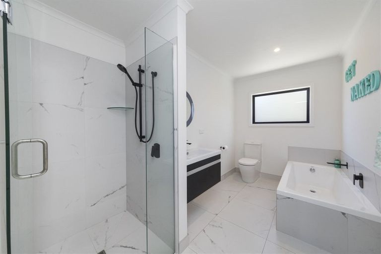 Photo of property in 18a Thomson Street, West End, Palmerston North, 4412