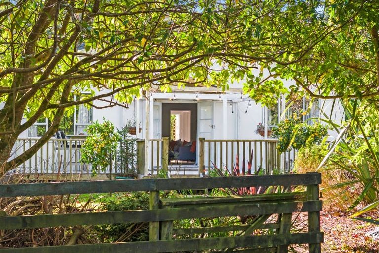 Photo of property in 1003 Whangaripo Valley Road, Whangaripo, Wellsford, 0972