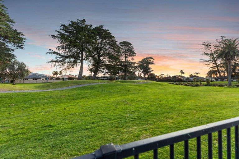 Photo of property in 84 Sovereign Drive, Papamoa Beach, Papamoa, 3118