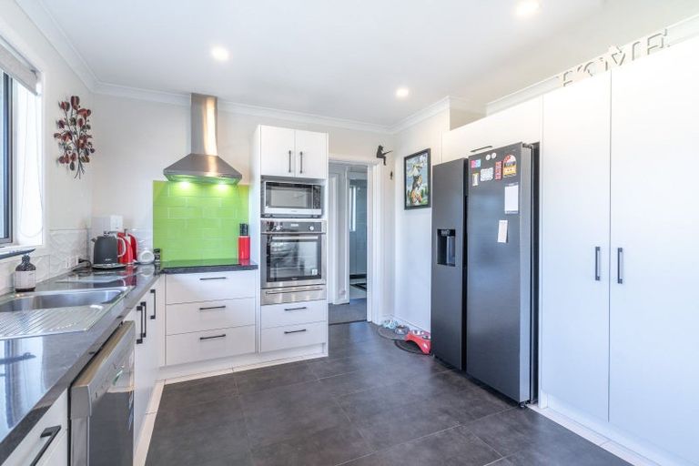 Photo of property in 14 Ballantrae Street, Wallacetown, 9816