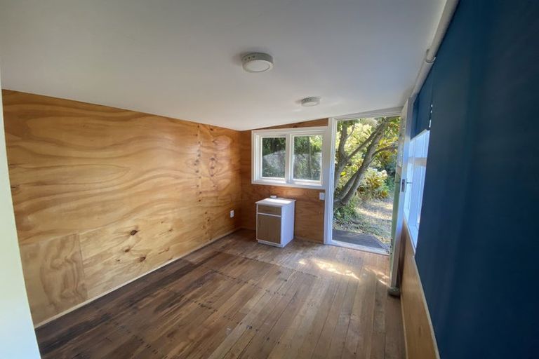 Photo of property in 28 Valley Road, Cashmere, Christchurch, 8022