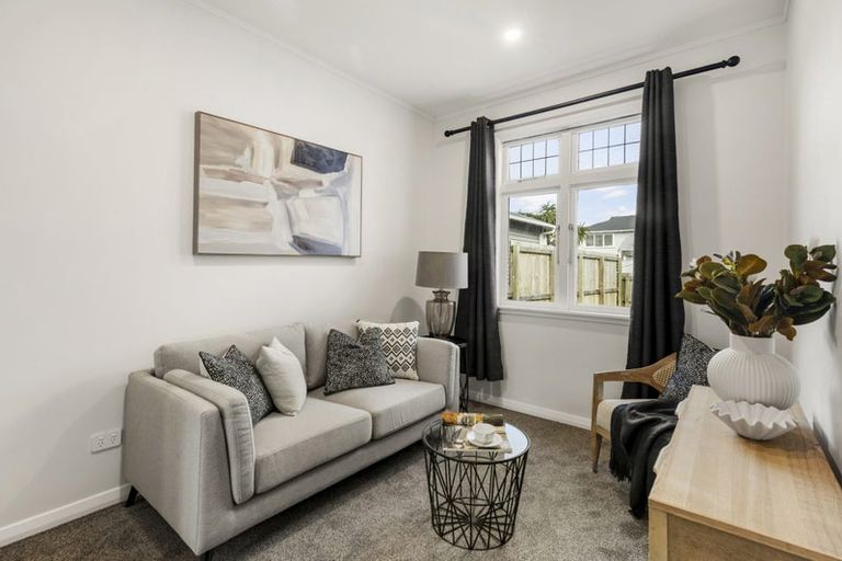 Photo of property in 34 Devonshire Road, Miramar, Wellington, 6022