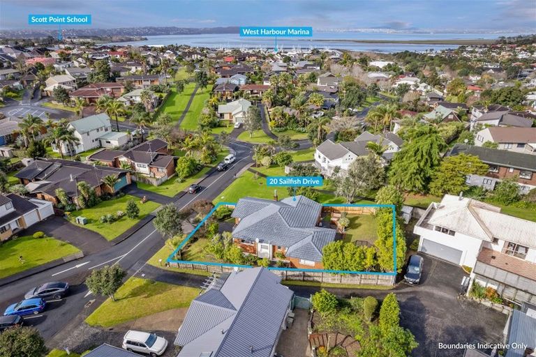 Photo of property in 20 Sailfish Drive, West Harbour, Auckland, 0618