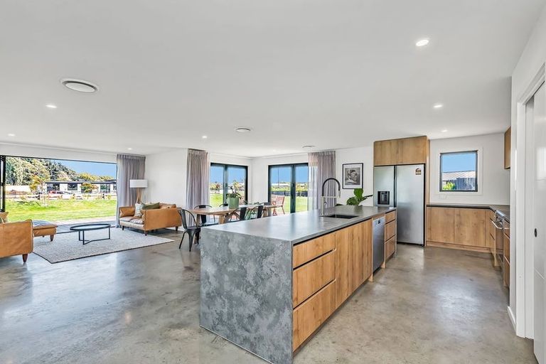 Photo of property in 145 Verdeco Boulevard, Lincoln, 7608