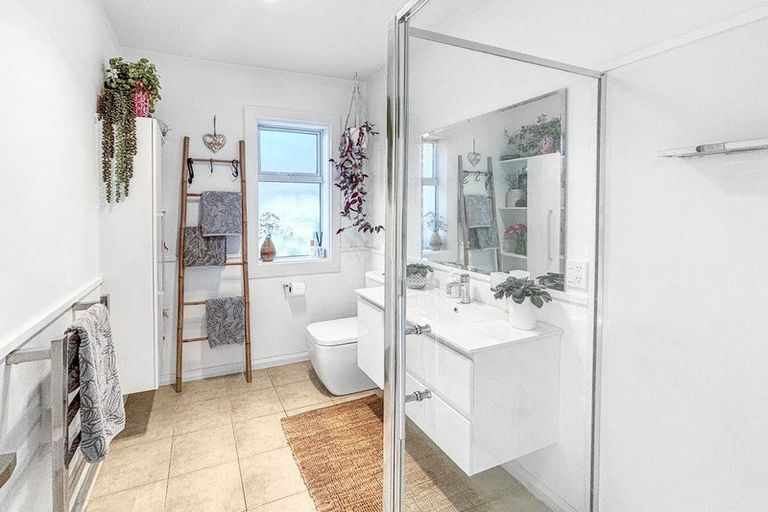 Photo of property in 233 Ilam Road, Ilam, Christchurch, 8041