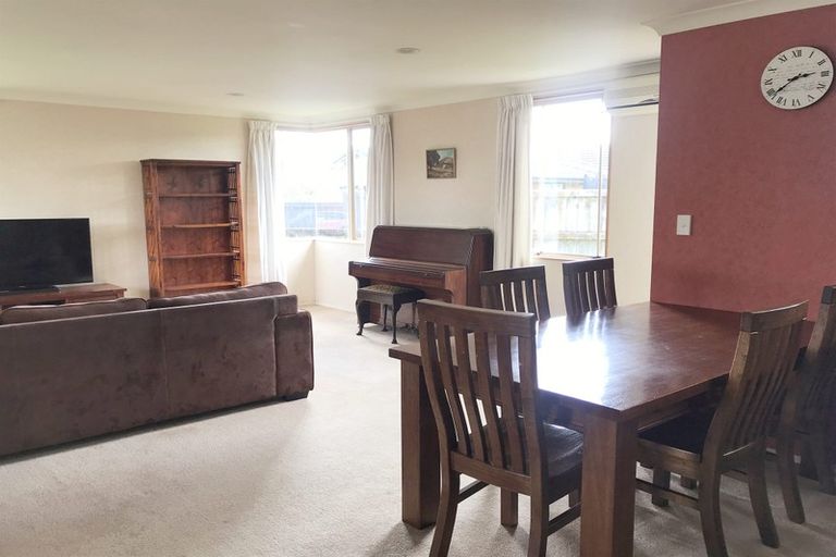 Photo of property in 8 Maidstone Place, Rototuna North, Hamilton, 3210