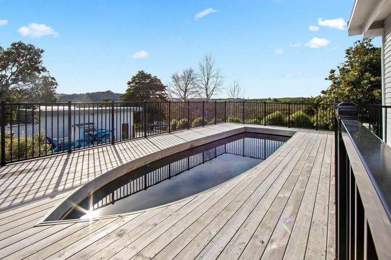 Photo of property in 133 Wharf Road, Port Albert, Wellsford, 0973