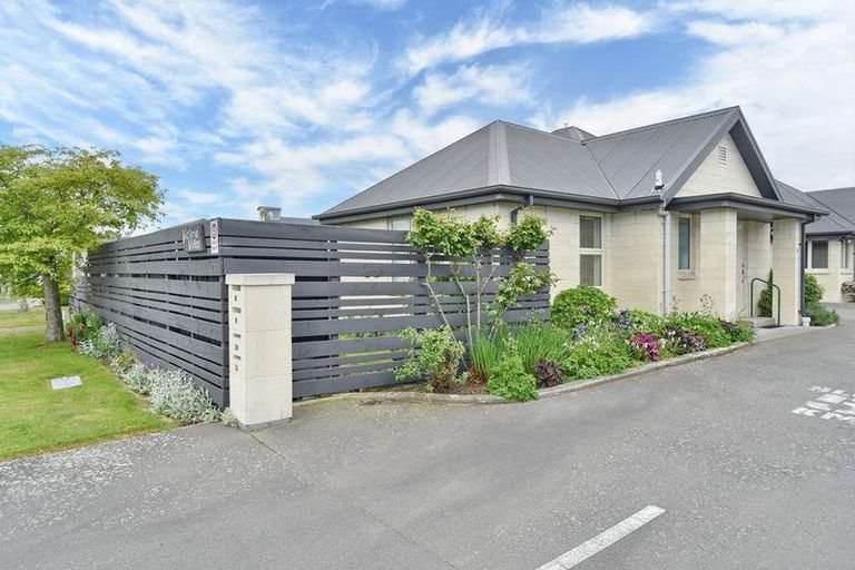 Photo of property in 8/26 Victoria Street, Rangiora, 7400