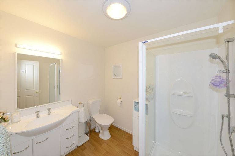 Photo of property in 38t English Street, Sockburn, Christchurch, 8042