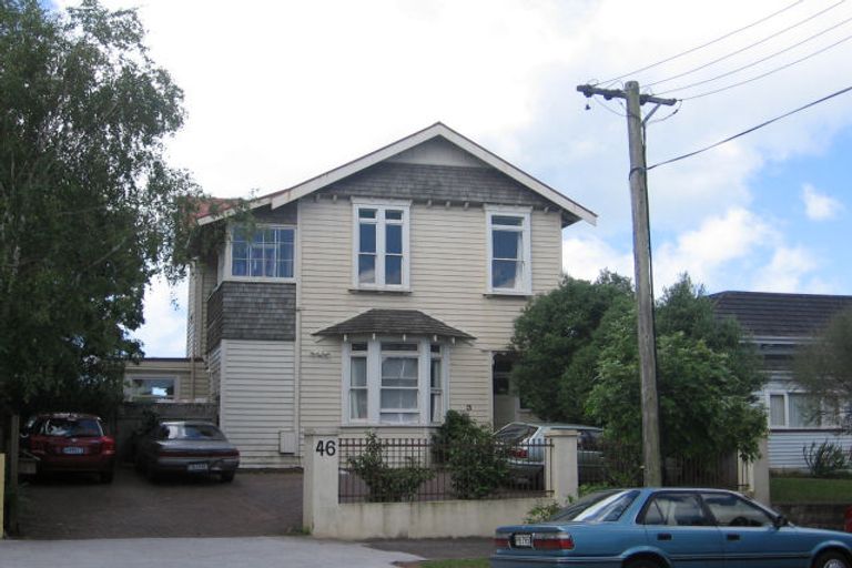 Photo of property in 2/46 Carlton Gore Road, Grafton, Auckland, 1023