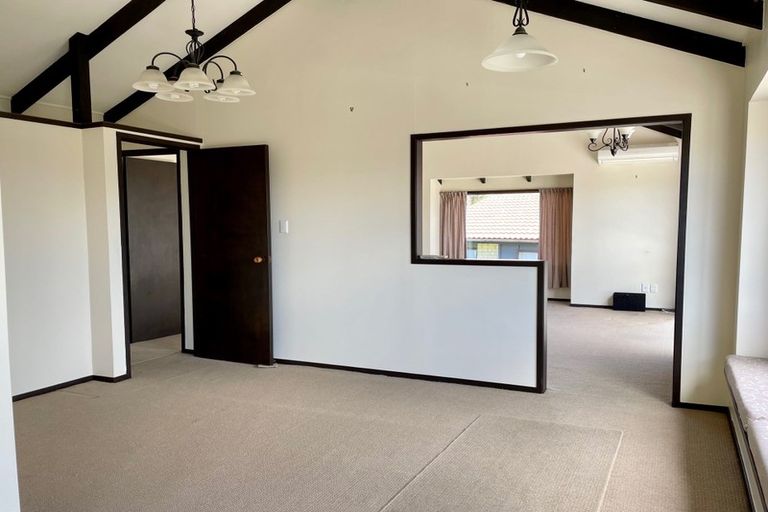 Photo of property in 14 Sheralee Place, Bucklands Beach, Auckland, 2014