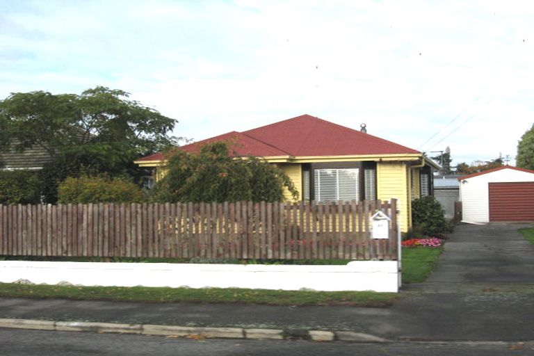 Photo of property in 83 Vagues Road, Northcote, Christchurch, 8052