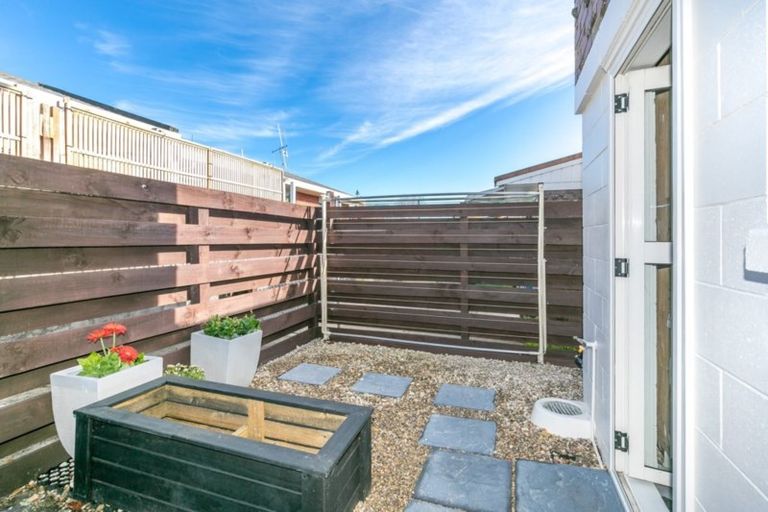 Photo of property in 12f Radnor Street, Hamilton Central, Hamilton, 3204