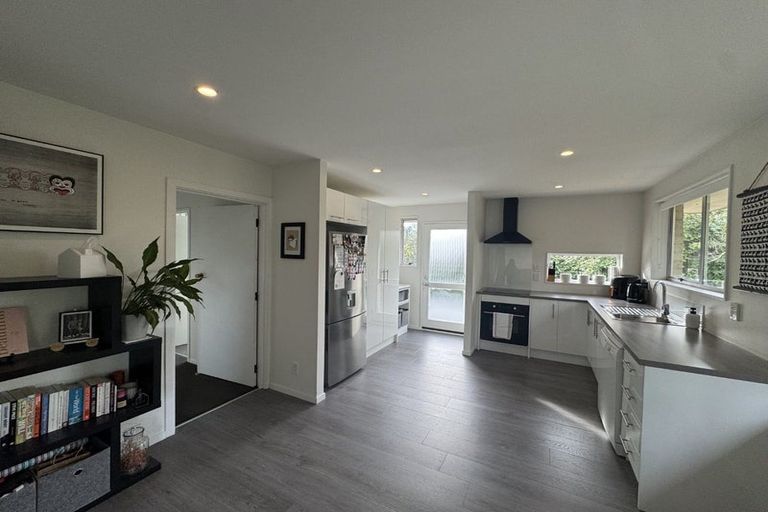 Photo of property in 1/96 Lake Terrace Road, Burwood, Christchurch, 8061