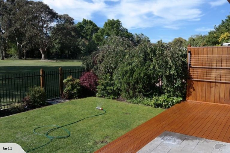 Photo of property in 3a Farnham Place, Ilam, Christchurch, 8041