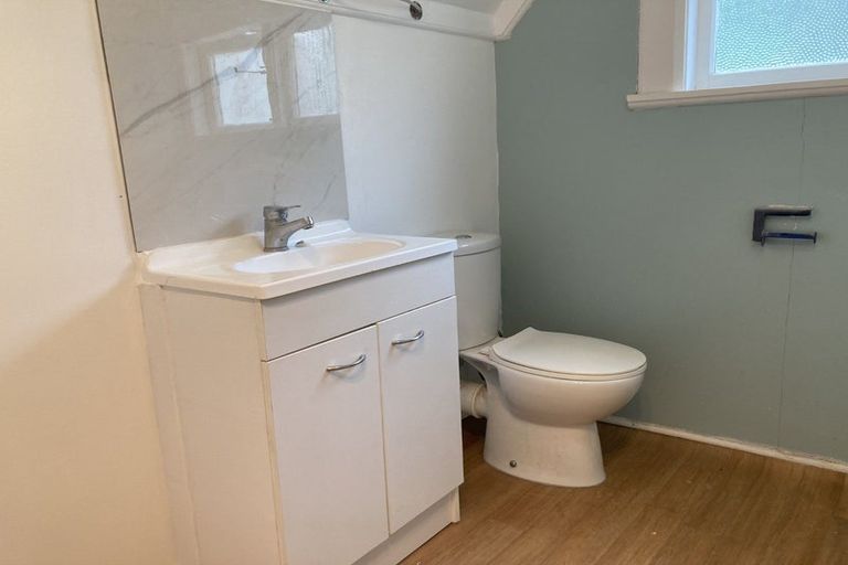 Photo of property in 28 Duncan Terrace, Kilbirnie, Wellington, 6022