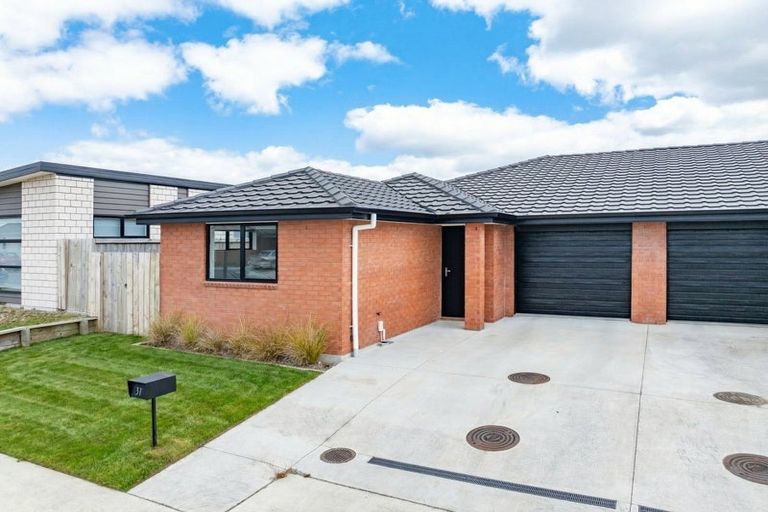 Photo of property in 31 Waruhia Crescent, Rototuna North, Hamilton, 3210