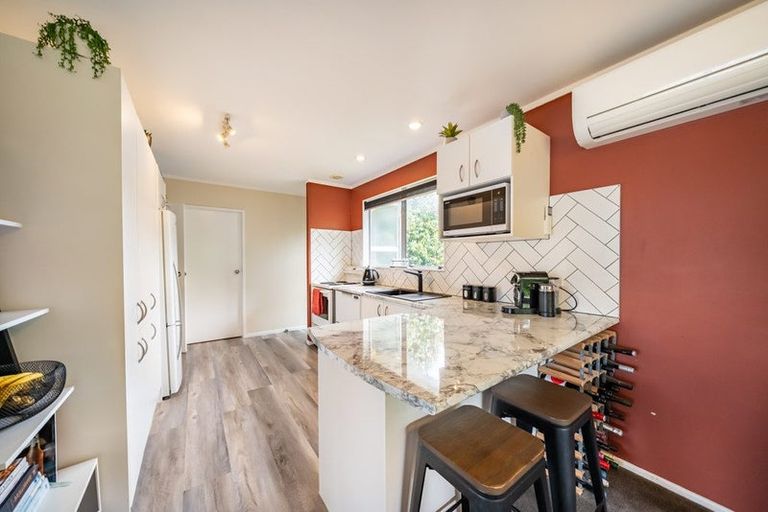 Photo of property in 36 Larchmont Grove, Totara Park, Upper Hutt, 5018