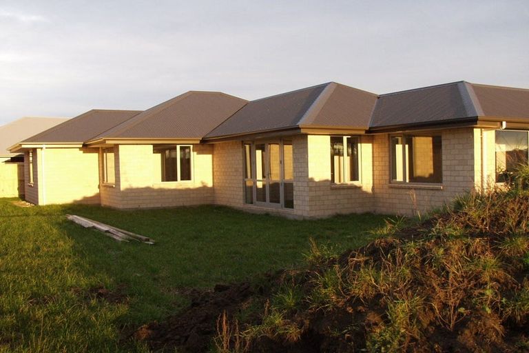 Photo of property in 10 Somerville Crescent, Aidanfield, Christchurch, 8025