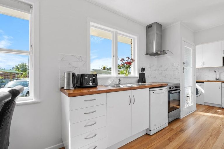 Photo of property in 20 Rosalind Street, Deanwell, Hamilton, 3206