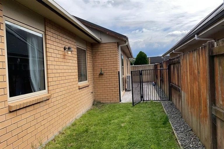 Photo of property in 84 Solomon Street, Brookfield, Tauranga, 3110