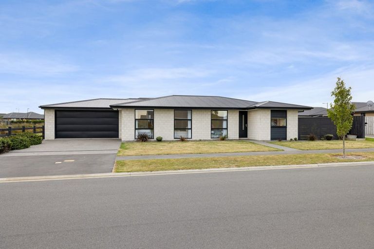Photo of property in 31 Lady Isaac Drive, Rolleston, 7615