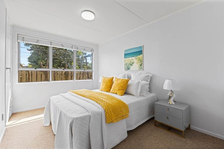 Photo of property in 60a Swaffield Road, Papatoetoe, Auckland, 2025