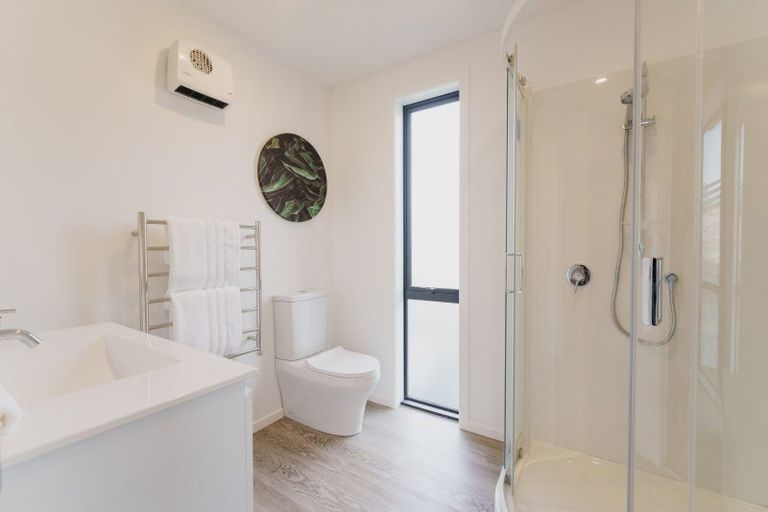 Photo of property in 10 Ella Lane, Green Island, Dunedin, 9018