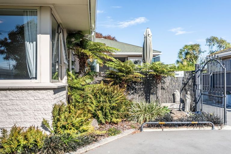 Photo of property in 14 Bideford Place, Dallington, Christchurch, 8061