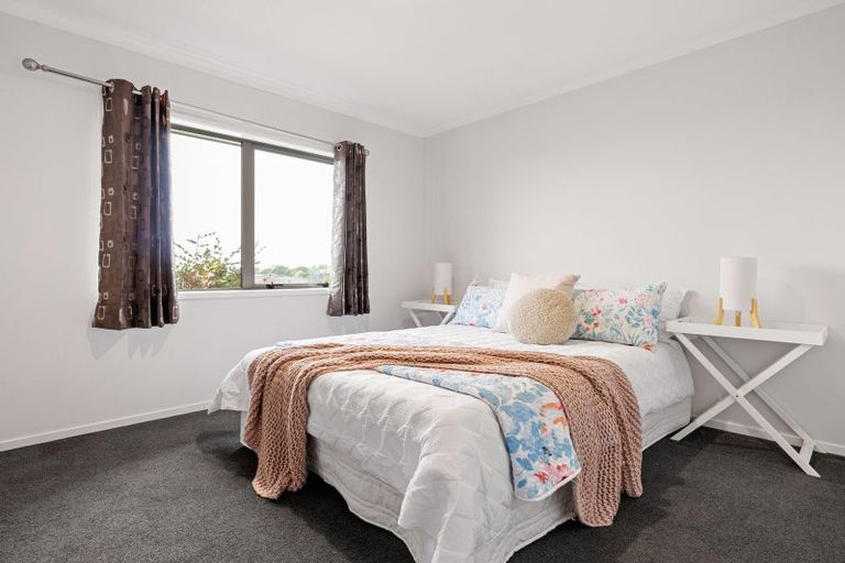 Photo of property in 33 Sylvester Crescent, Flagstaff, Hamilton, 3210